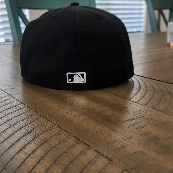 59 FIFTY LA Dodgers Hat Black 7 ⅝ - Picture 3 of 6